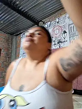 Juli Powl online show from 04-10-26, 01:33