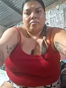 Juli Powl online show from 04-11-26, 12:04