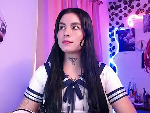 Snapshot of JanineRae chatting on 03-22-26, 06:33 JanineRae online show from 03-22-26, 06:33