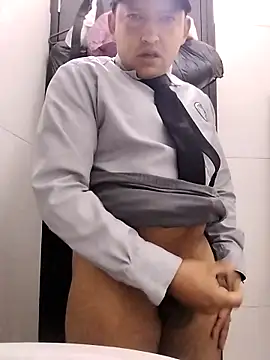 Snapshot of Hachi28 chatting on 03-08-26, 06:50 Hachi28 online show from 03-08-26, 06:50