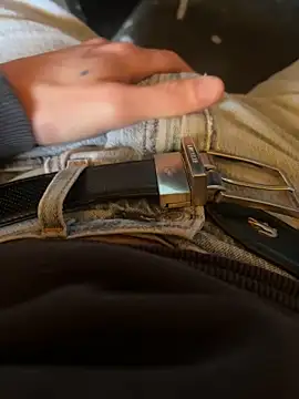 lechouilleur44 online show from 04-06-26, 10:27