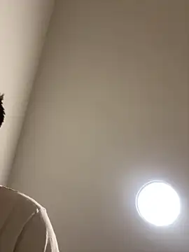 Snapshot of benab888 chatting on 02-14-26, 03:31 benab888 online show from 02-14-26, 03:31