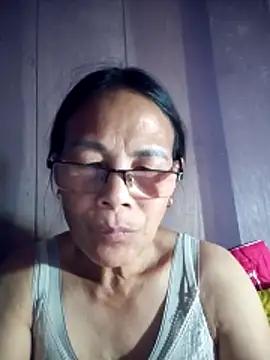 Snapshot of toyo_668 chatting on 03-04-26, 09:48 toyo 668 online show from 03-04-26, 09:48