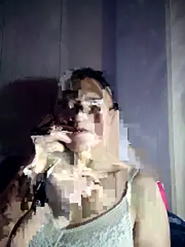 Snapshot of toyo_668 chatting on 03-06-26, 04:20 toyo 668 online show from 03-06-26, 04:20