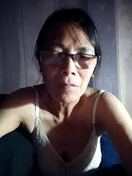 Snapshot of toyo_668 chatting on 03-09-26, 03:21 toyo 668 online show from 03-09-26, 03:21