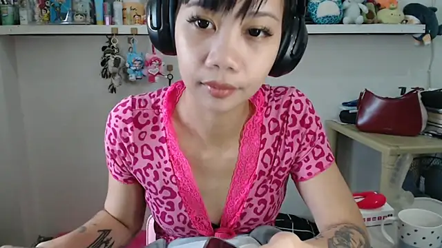 GloryKulikowski online show from 03-12-26, 03:23