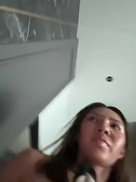 Alittleasaingirl online show from 04-27-26, 07:06