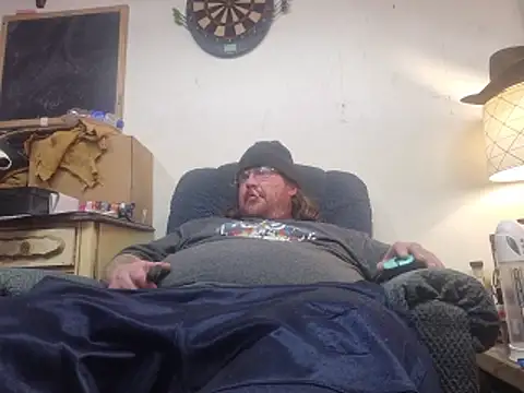 Snapshot of Mtrcycleryder chatting on 03-07-26, 06:05 Mtrcycleryder online show from 03-07-26, 06:05