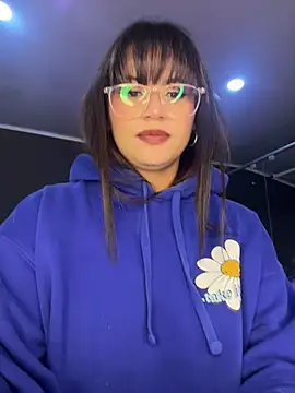 Mia noiir online show from 02-26-26, 03:49