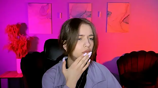 Snapshot of cleo_cool chatting on 03-06-26, 09:50 cleo cool online show from 03-06-26, 09:50