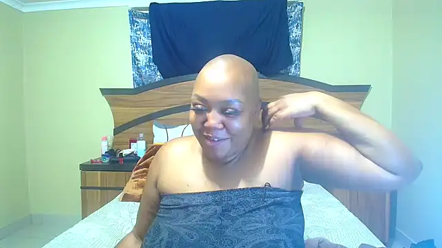 Queenxxxjesy online show from 04-27-26, 04:05