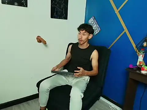 skinny jean  online show from 03-24-26, 08:58