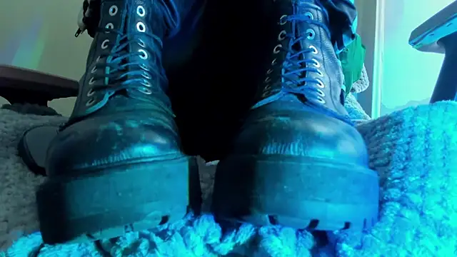 Fieramadame online show from 04-19-26, 06:10