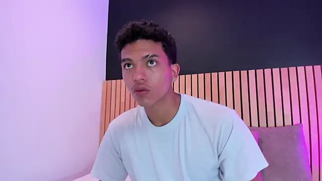 jhoystrong  online show from 03-04-26, 07:31