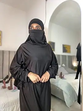 aminaa  online show from 02-14-26, 06:59