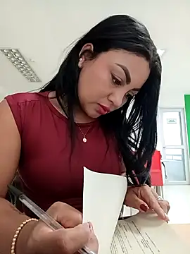 ValeriaVilla2 online show from 02-17-26, 01:18