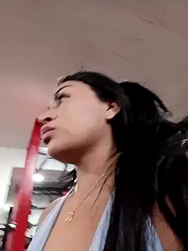 ValeriaVilla2 online show from 02-18-26, 01:23