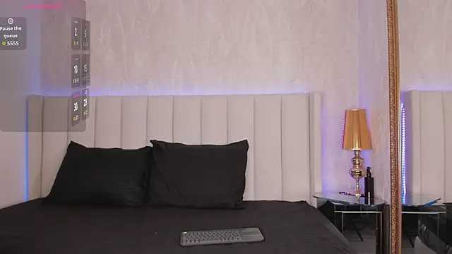 angelina honey  online show from 02-26-26, 03:49