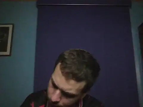 Snapshot of vinicius_ribas chatting on 04-07-26, 03:40 vinicius ribas online show from 04-07-26, 03:40