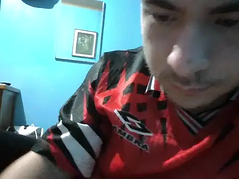 Snapshot of vinicius_ribas chatting on 04-08-26, 03:17 vinicius ribas online show from 04-08-26, 03:17