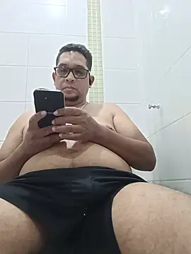 Snapshot of gordogruesa chatting on 05-24-26, 03:00 gordogruesa online show from 05-24-26, 03:00