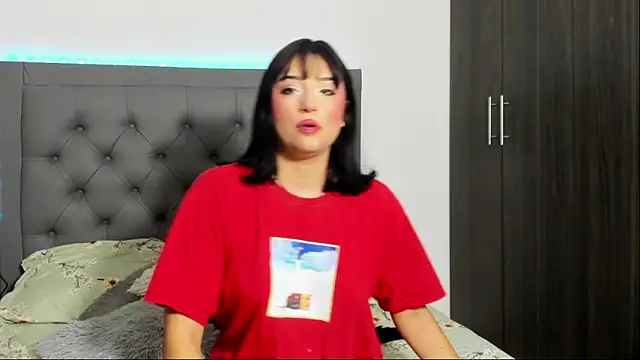 ImEmily   online show from 04-18-26, 09:59