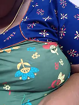 Snapshot of kavinisha chatting on 02-24-26, 03:43 kavinisha online show from 02-24-26, 03:43