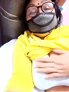 Hot-Mou11 online show from 03-30-26, 06:03