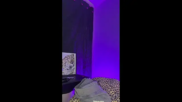 prince oliverr online show from 04-06-26, 05:58