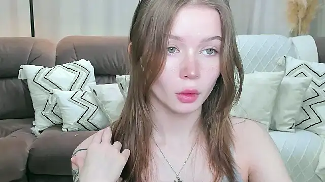 Violetta  Dreams online show from 04-28-26, 04:17