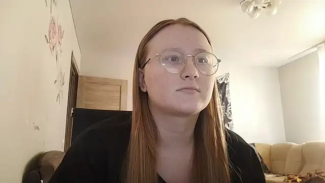 AnikaLipps online show from 04-25-26, 12:41