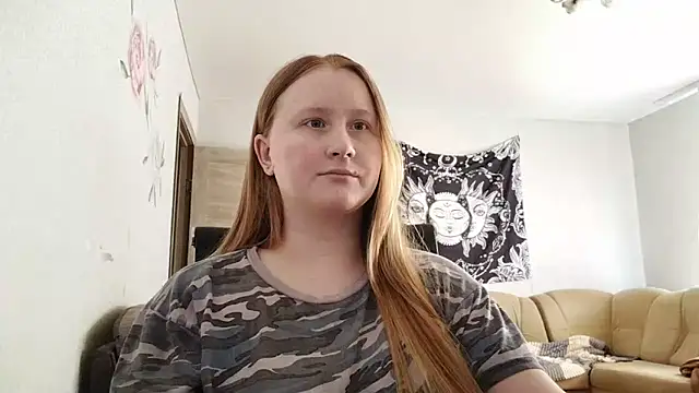 AnikaLipps online show from 04-28-26, 02:44