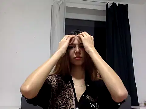 KiraVixenSweet online show from 02-23-26, 07:33