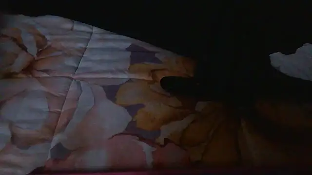 luanahot1 online show from 03-23-26, 01:48