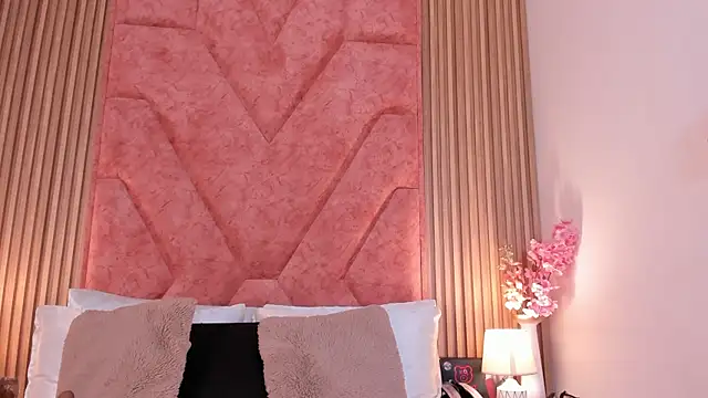 DanielaLeroy online show from 04-28-26, 03:17