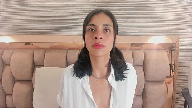 annie shine  online show from 02-20-26, 12:16