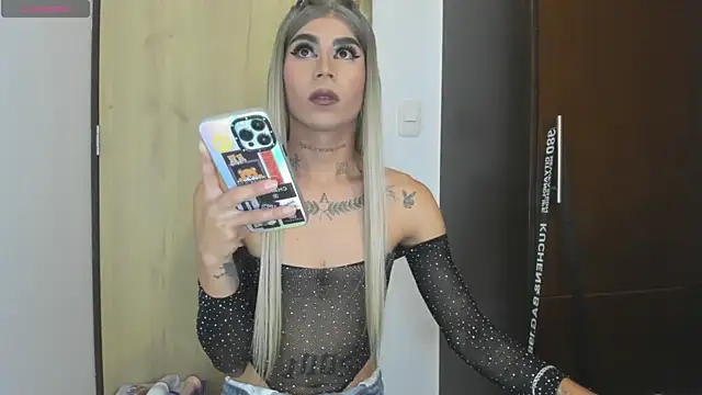 alisoondrean  online show from 02-14-26, 01:57