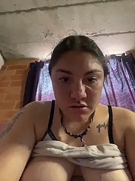 ZoE-sweettt online show from 04-13-26, 08:25