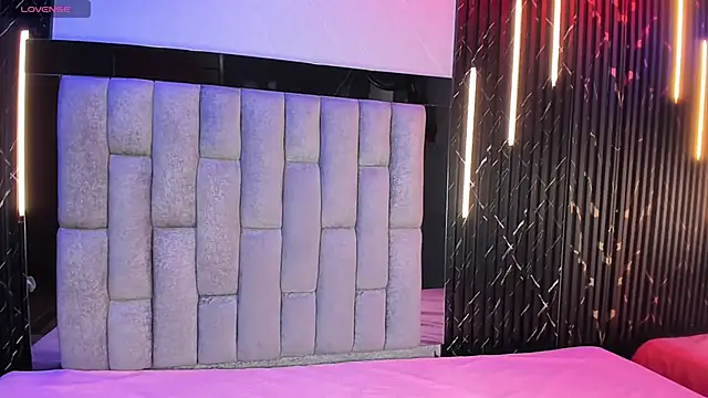 CamilaParisi online show from 04-24-26, 11:56