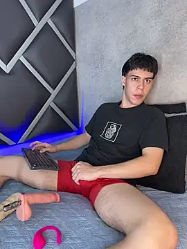 Lucian-greyy online show from 02-17-26, 05:26