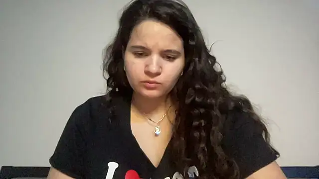 Snapshot of SoyOceanne chatting on 03-08-26, 02:04 SoyOceanne online show from 03-08-26, 02:04