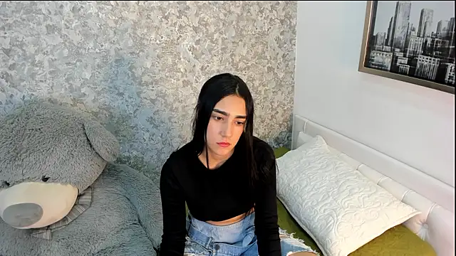 Anika H online show from 03-13-26, 12:12