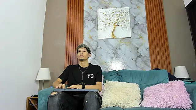 YOUNG BOYS HELL online show from 03-28-26, 01:16