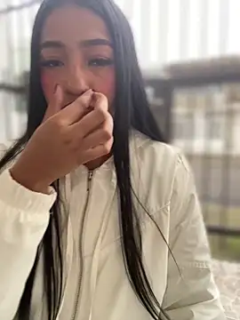 Daniela Pink online show from 04-15-26, 11:17