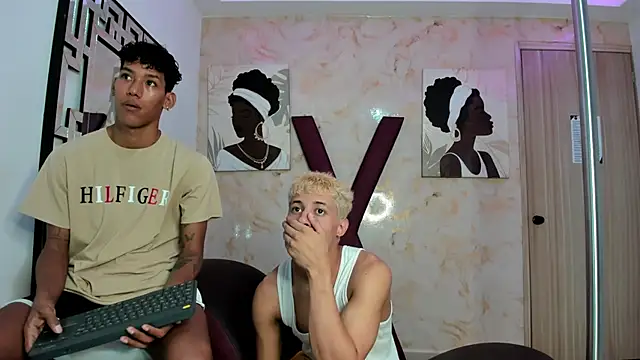 GREEN BOYS online show from 03-27-26, 01:22