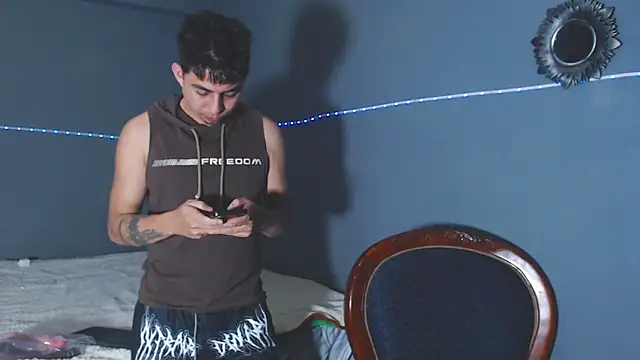 Snapshot of polloCol4U chatting on 02-27-26, 08:53 polloCol4U online show from 02-27-26, 08:53