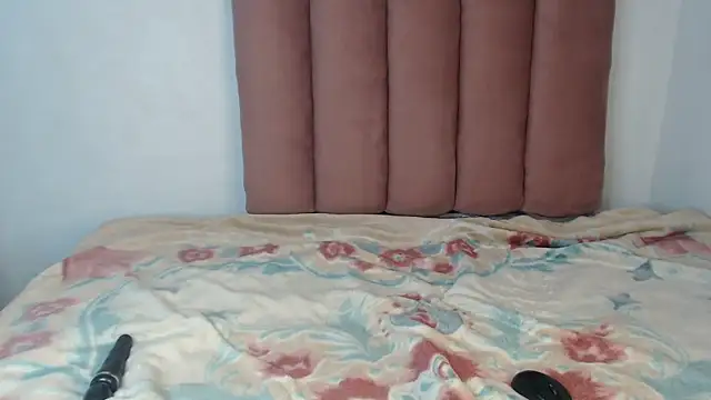 BigBootyEbony  online show from 04-21-26, 07:36