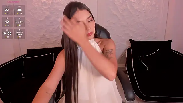 JulietteMoreau online show from 04-01-26, 08:06