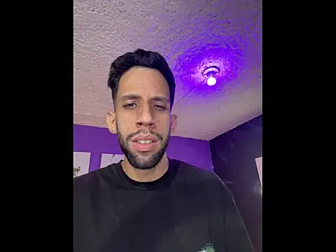 Karim mansur online show from 03-24-26, 01:32