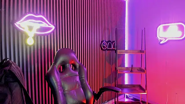 Maximoking26 online show from 03-26-26, 02:06